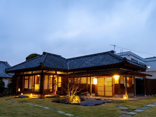 �ђ˓@�F�y�@�̕����z�{��E�V��A�E�V��B