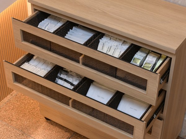 �z�e���}�C�X�e�C�Y���؁F