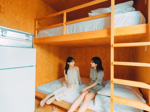 �L�����r����