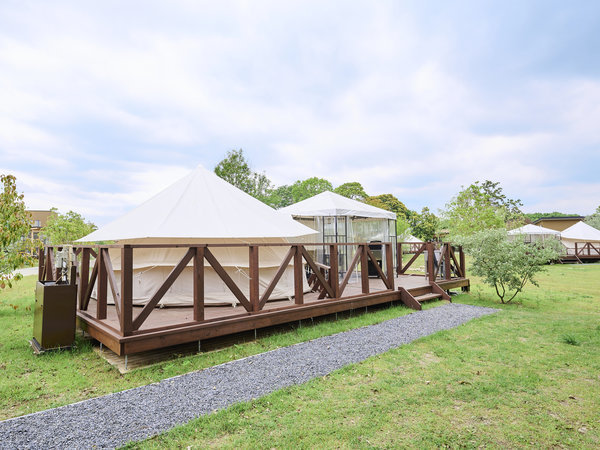 �y�O�����s���O�z�e���g