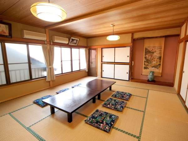 �P�T��̋q��