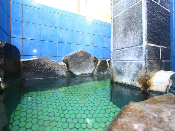 �ٓ����̂̐c�܂ŉ��܂�V�R����*