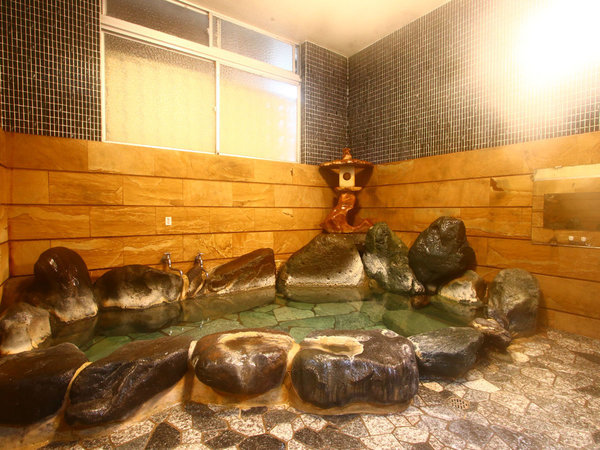 ���ꉷ�򁞌��ւ��o�Ėڂ̑O�ɂ������܂�*