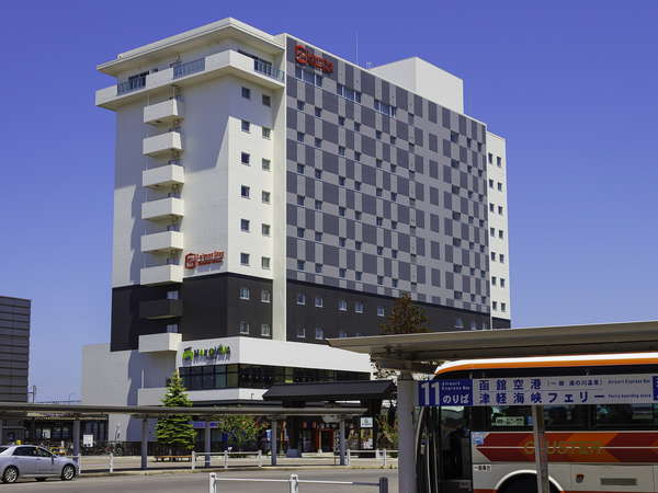 ���E�W�F���g�E�X�e�C���ىw�O�̊O�ώʐ^