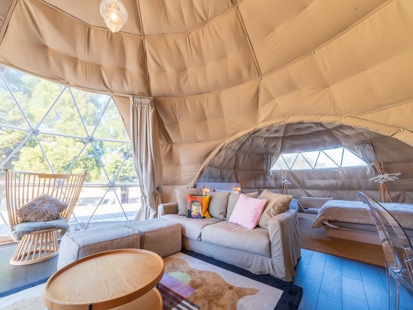 ���r���O(7m)�ɂ̓h�[���̖��O�j�i�E�}�\���f�U�C�������y���_���g���C�g��z���Ă��܂��iEX�c�C���j