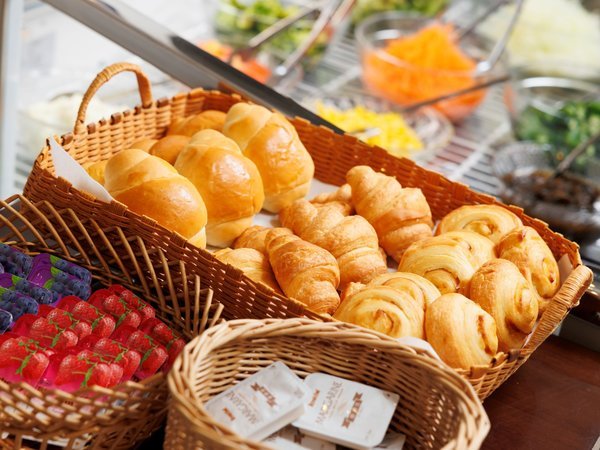 �z�e���s�[�X�A�C�����h�{�Ó��̎{�ݎʐ^1