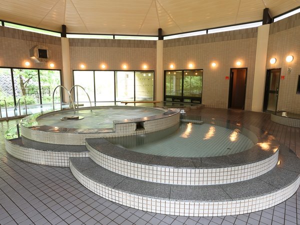 yC/zWOW[Aʂ铒Ȃ7̈قȂ铒Dy߂܂