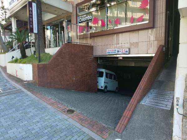 �t���[���X�z�e���@���B�����ꂽ���F�n�����ԏ�
