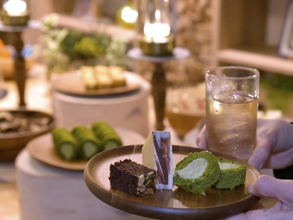 �h���Ґ�p���E���W�uKOMOREBI�v