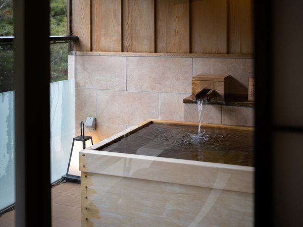 �y�쏰�I�V���C�t�q���z���l�̓��Ɩ������V�R��������򂩂������B