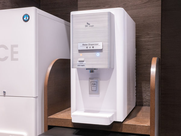 ��K�ɃE�H�[�^�[�T�[�o�[���������܂��B�����p�̍ۂ́A�}�C�{�g�������������������B