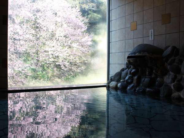 3����{�E�뉀���C����̗Y��Ȋ����𒭂߂Ȃ��炲���p���������܂��B