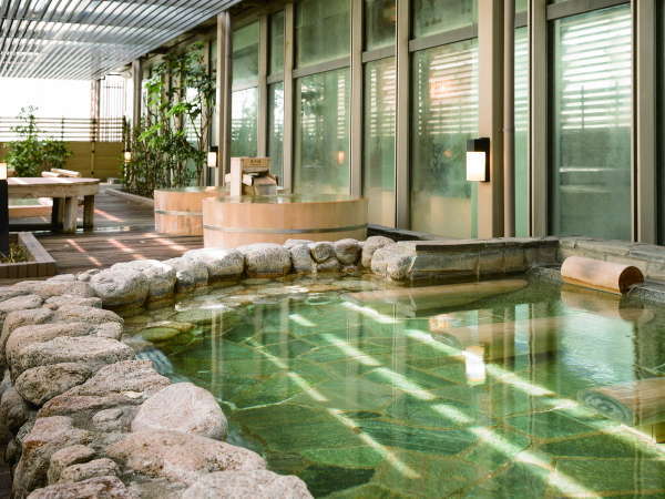 セントラルタワー4F「玄要の湯」　露天風呂