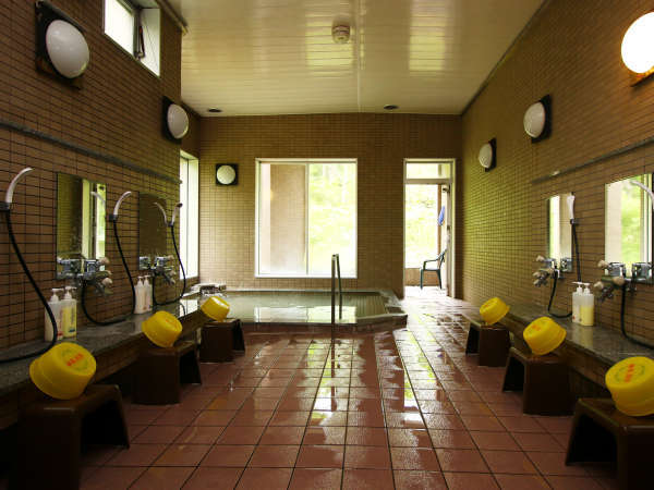 ���̌����򗷊ق̎{�ݎʐ^3