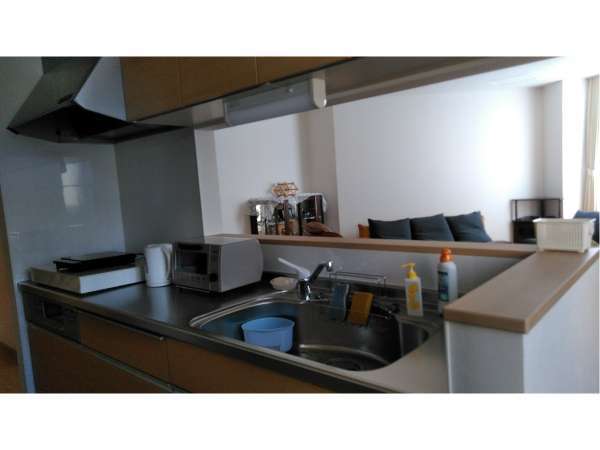 �Q�X�g�n�E�X�@�͂Ȃ��̎{�ݎʐ^3