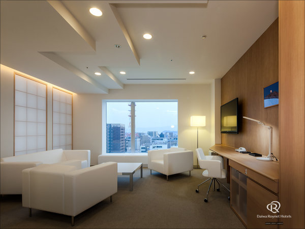 �_�C�����C�l�b�g�z�e���ʂ܂ÁF�X�C�[�g���[�����