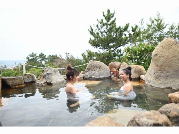 �O�����p�X�r�����F�I�X�X���̐��̓�