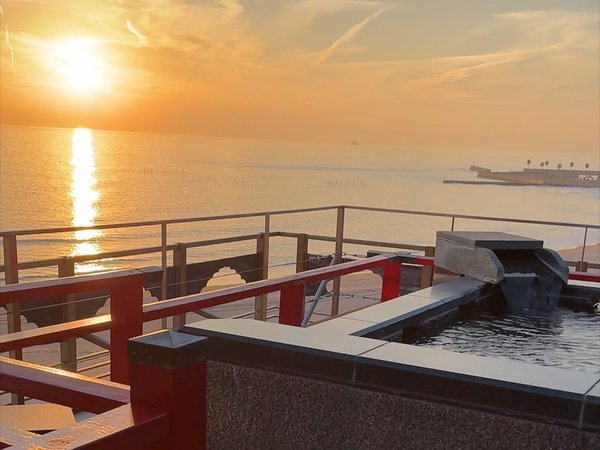 ���]�@�m��