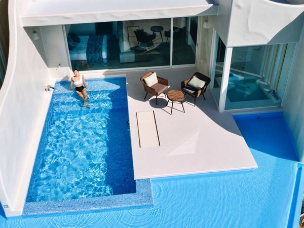 �v���C�x�[�g���B�� Yuki Suite Kourijima�@�F�T���g���[�j�̃v�[��