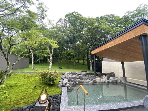 �yMOMIJI HOT-SPRING�z�I�V���C(�z�e�� �E�G�X�g)