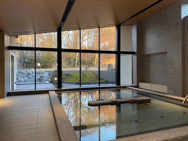 yTzze EGXgאځuMOMIJI HOT-SPRINGvp@Ł150ʓr