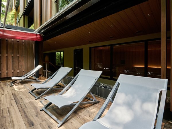 �b�Ђ��̓��b�X�`�[���ƃ��E����2��̃T�E�i�ŁA�S�g�̃o�����X���ƂƂ̂������̏u�Ԃ�