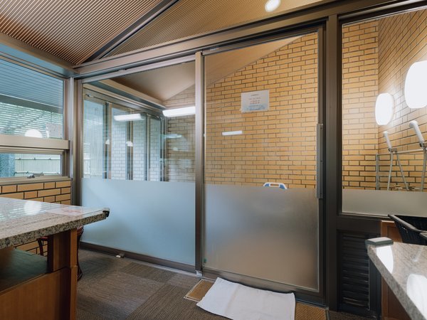 �ݐؕ��C�̒E�ߏ�B�������g�x�x�𐮂��Ă��������܂��B