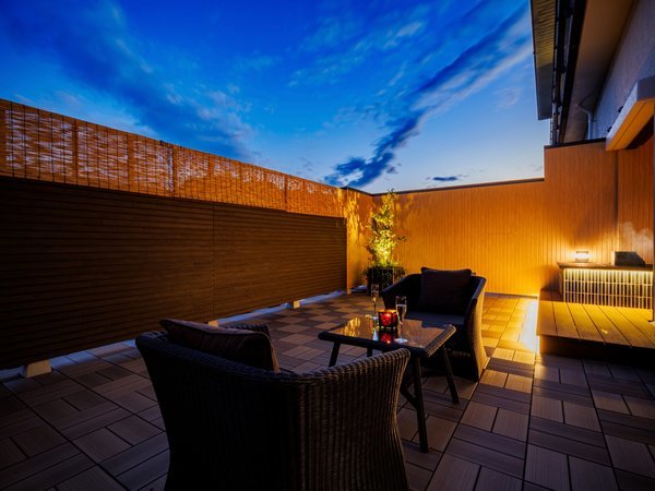 yIVCtz[tgbveX+W]IVCtamy^Cv33z