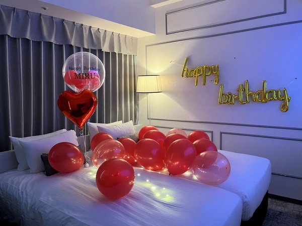 �z�e������ ���j�o�[�T���E�^���[�F�`�������o���[���f�R���[�V�����t���v�����`