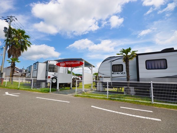 yz悤ITHE TRAILERHOUSE VILLAGE V MARINA ցI