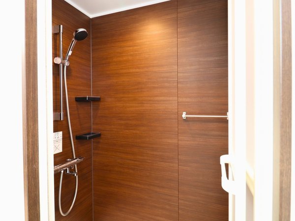 �V�����[�u�[�X