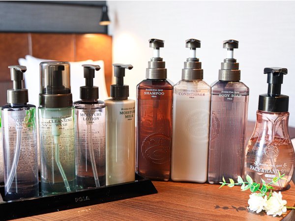 POLA�A���}�G�b�Z�S�[���h�V���[�Y�̃o�X�A���j�e�B����b���ϕi