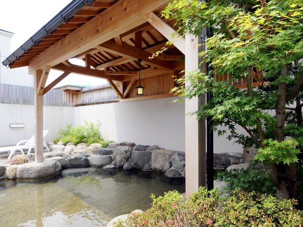 �N���t�B�[���Γ��F�y��̘I�V���C�z