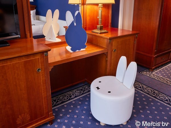 �y�q�����z�~�b�t�B�[���[���E�x�[�V�b�N