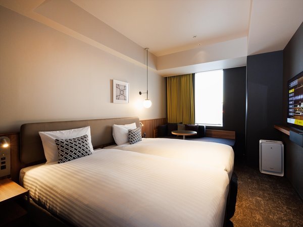 �y�\�t�@�t���X�^���_�[�h�c�C���z���ۂ��̓\�t�@������A�������Ƃ��߂������������܂��B