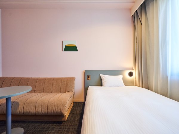 �f���b�N�X�V���O���i�\�t�@�t�j