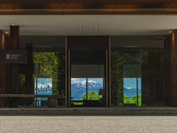 �x�ǖ�z�e���@Furano Hotel�̎{�ݎʐ^3