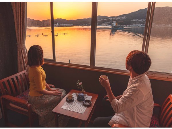 �q���������猩��[��