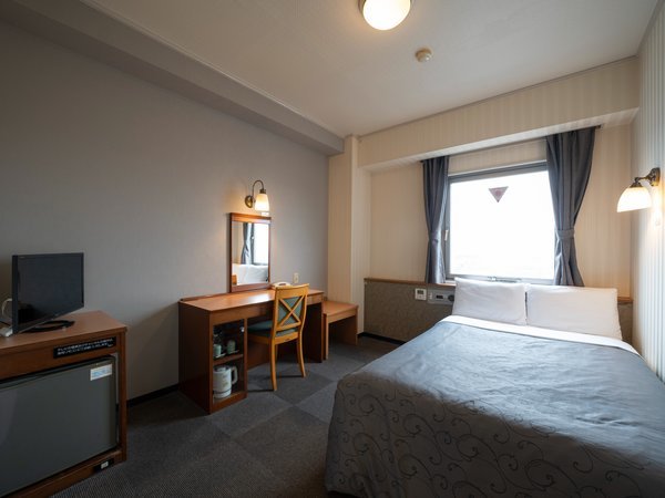 �Z�~�_�u�����[���i2���d�l�̎��̓V���O�����[�����Z�~�_�u�����[���ɖ��̂��ς��܂��j