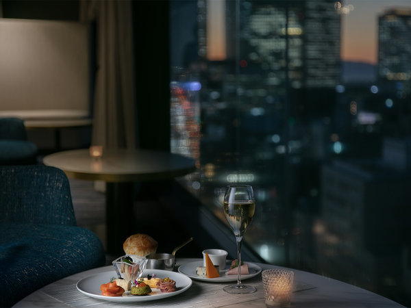 ���É��ό��z�e���@�m�`�f�n�x�`�@�j�`�m�j�n�@�g�n�s�d�k�FAperitif�@�]17:00~19:00�]