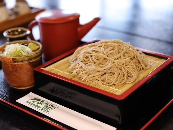 ����Ԃ��̊فF�n�����Αł��E�l�ɂ��y��ł����΁z