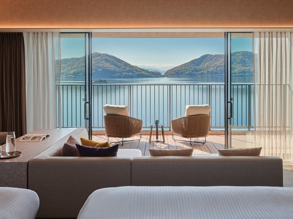 �X�[�y���A�c�C���I�[�V�����r���[�iEAST���jSuperior Twin Ocean View