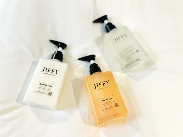 EN HOTEL Kyoto�F�yJIFFE�z�̃V�����v�[��