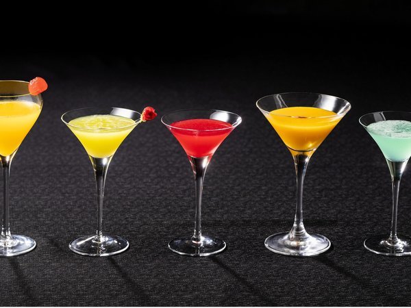 DyvXzeFNon-alcoholic cocktails-mAR[JNe