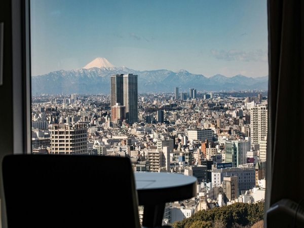 �i��v�����X�z�e���FALL AROUND VIEW STAY