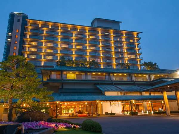 【ホテル　花水木】ナガシマリゾートオフィシャルホテル　会席料理が自慢の和風旅館