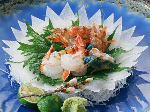 【香住　かに楽座　甲羅戯（こうらぎ）】初夏【活けエビ】＆【香住かに】～日本海の食旅にお出かけください