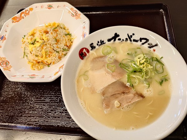 ���S�C���V�_�F���l�i���o�[����