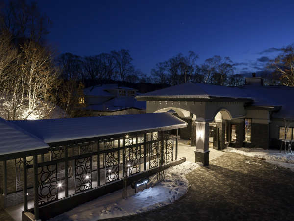 ���ّ�� �߉냊�]�[�g �G�v�C�̊O�ώʐ^