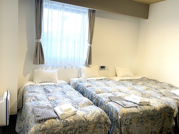 �g���v�����[���y�։��z